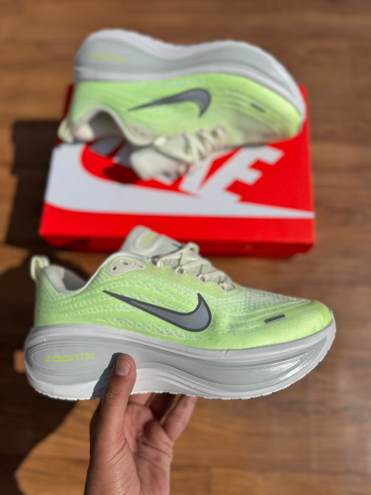 Zoom Vomero Plus Sneakers – Lightweight Sport Comfort (5 Colors) (5)