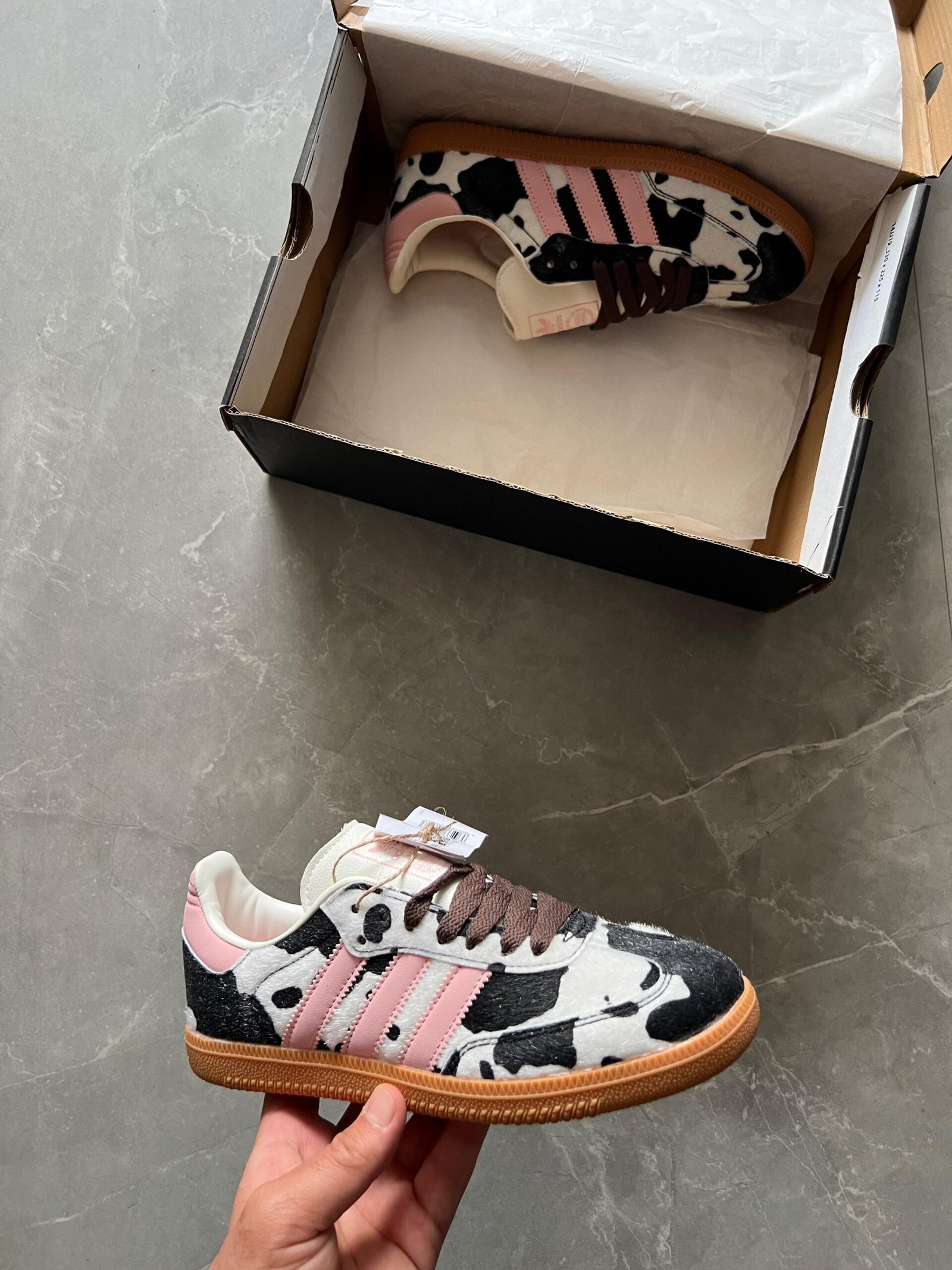 Classic Retro Low Top Sneakers – Everyday Style Shoes for Girls