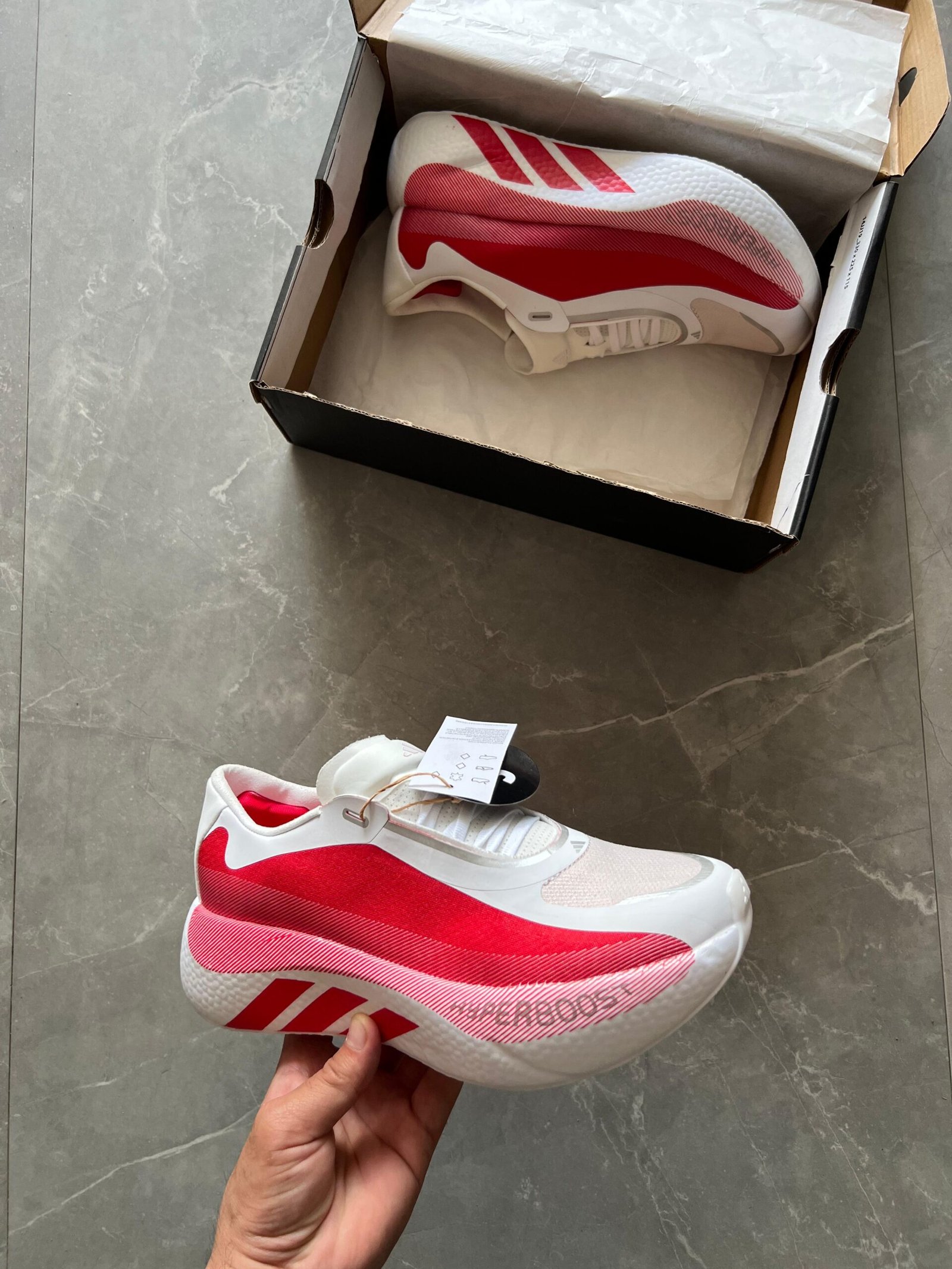 Hyperboost Edge Sneakers – Premium Comfort Running Style (2) Hyperboost Edge Sneakers – Premium Comfort Running Style