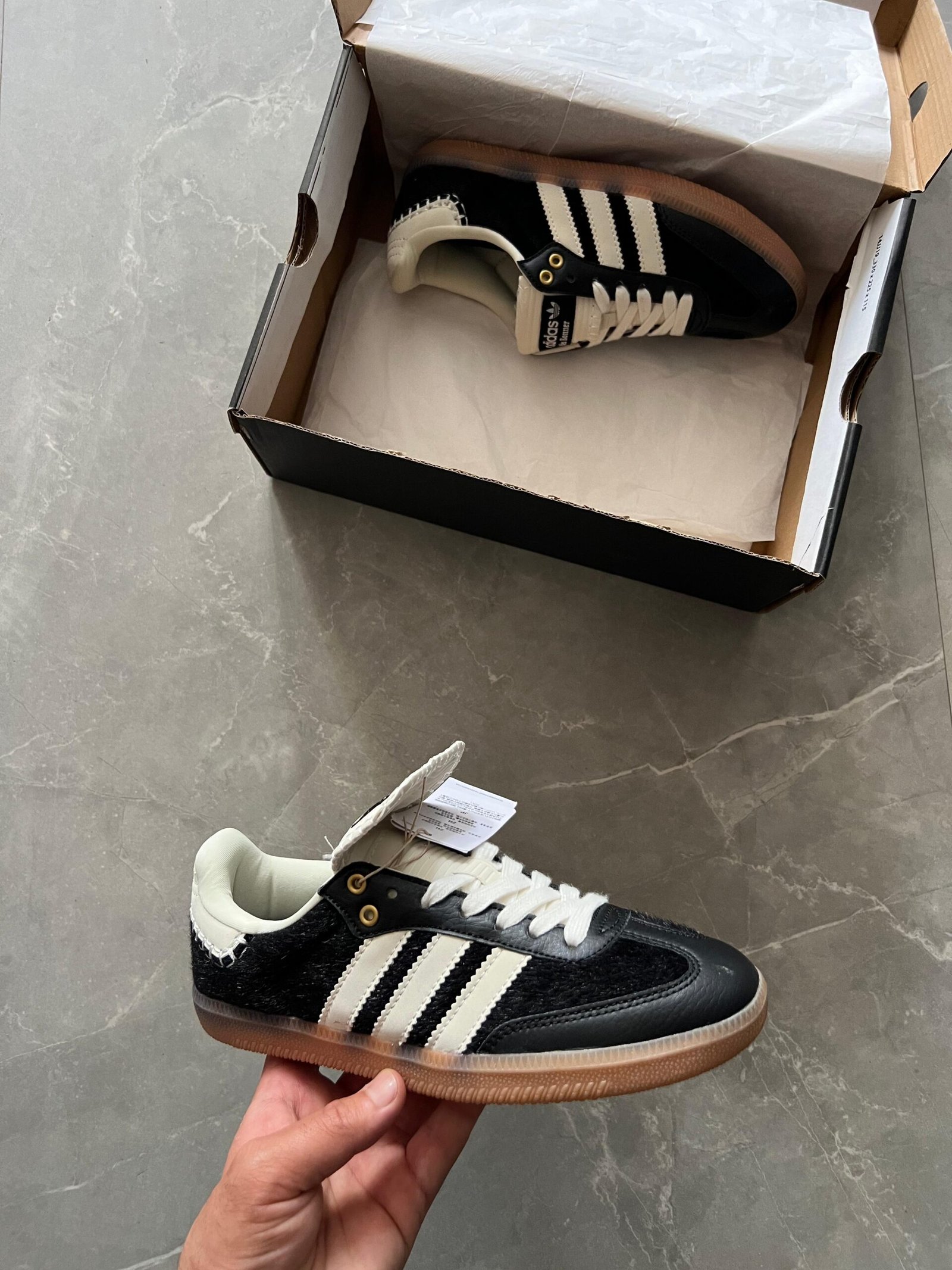 Premium Retro Low Top Sneakers – Stylish Casual Shoes for Girls