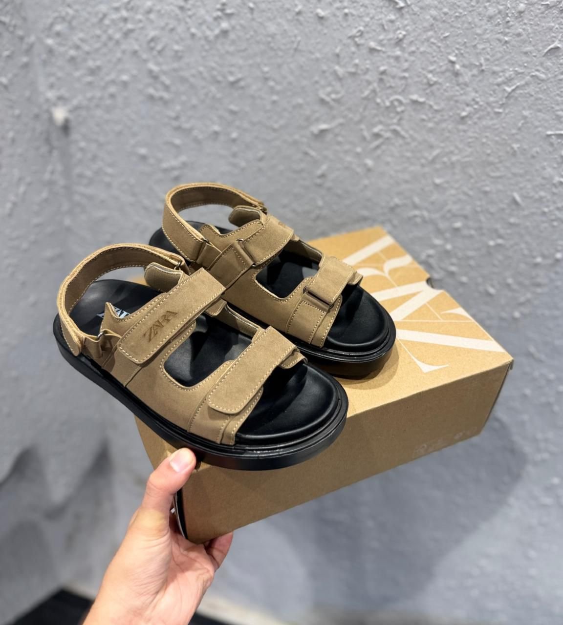 Aesthetic Men’s Sandals – Premium Everyday Comfort Slides